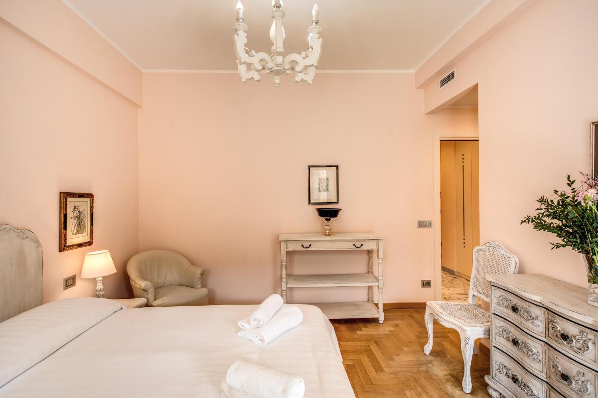 La Dolce Of Via Veneto - Prestigious With Wonderful Terrace In The Historic Center Roma
