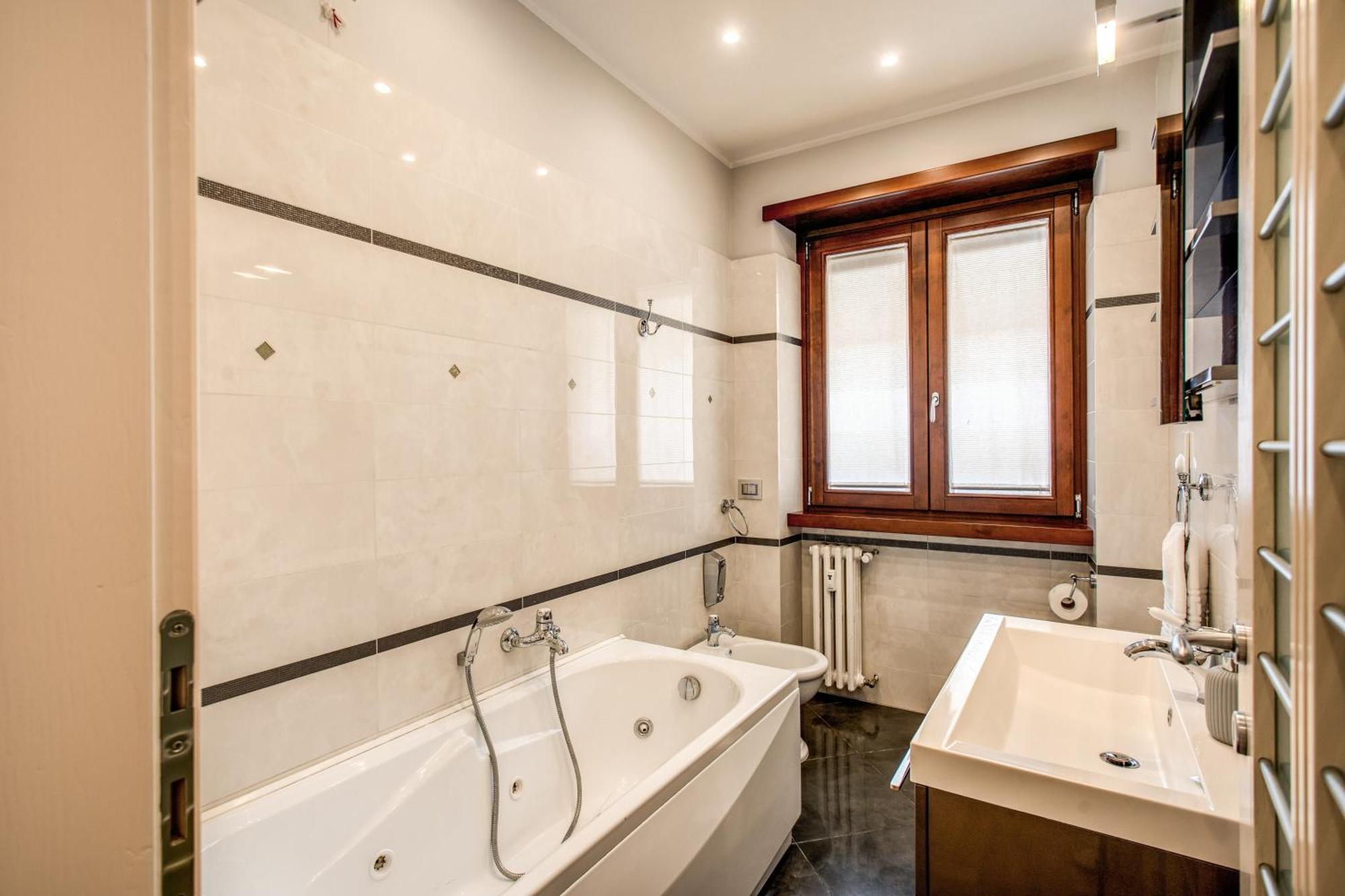 La Dolce Of Via Veneto - Prestigious With Wonderful Terrace In The Historic Center Rome